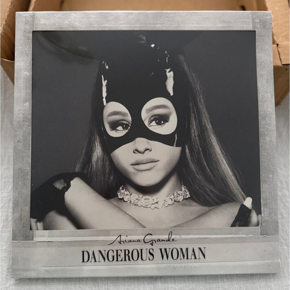 Ariana Grande NWT | Dangerous Woman 2016 art tenth anniversary 2-LP vinyl album